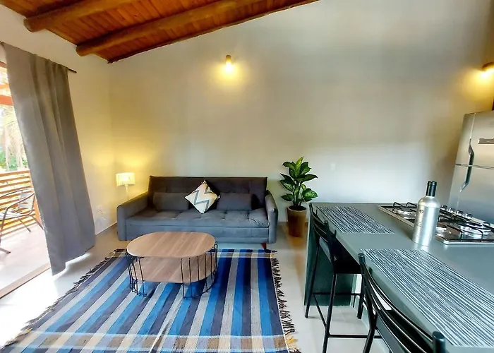 Mamangua - Apto C/ Piscina, 50Mts Da Praia, Cozinha, Churrasqueira, Ar Con, Wifi, Netflix, Garagem